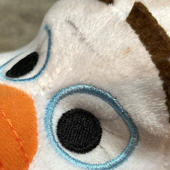 Frozen’s OLAF Plush - Picture 8 of 8